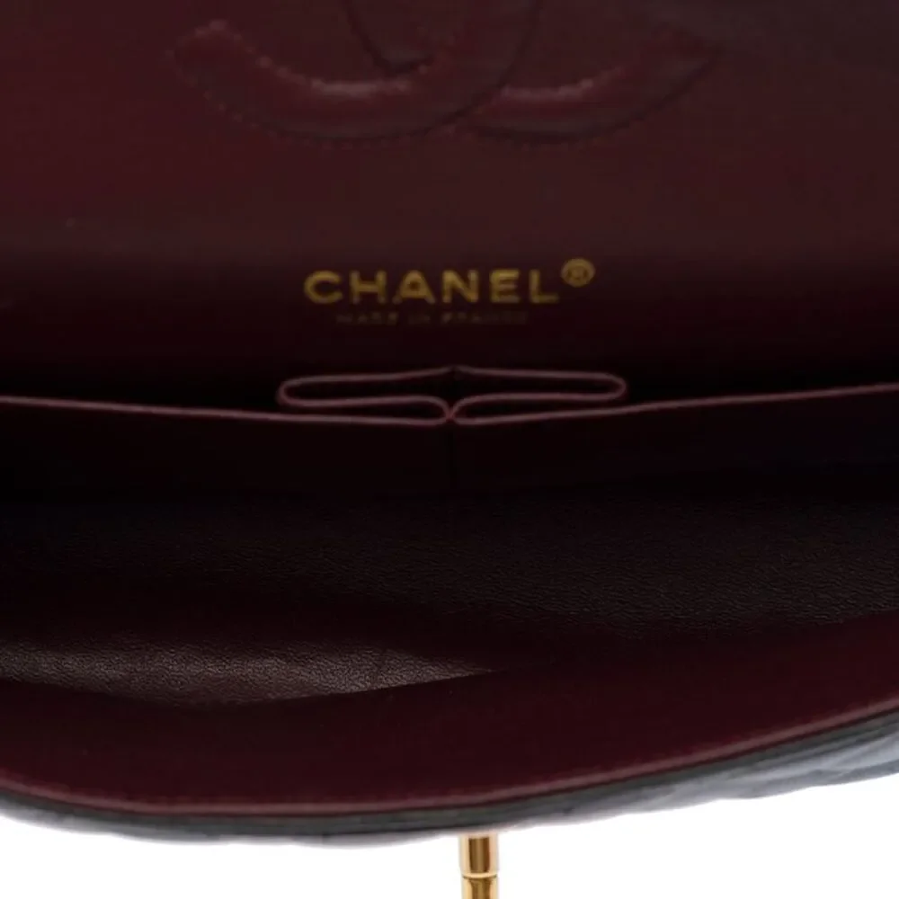 CHANEL Timeless/Classique Shoulder Bag